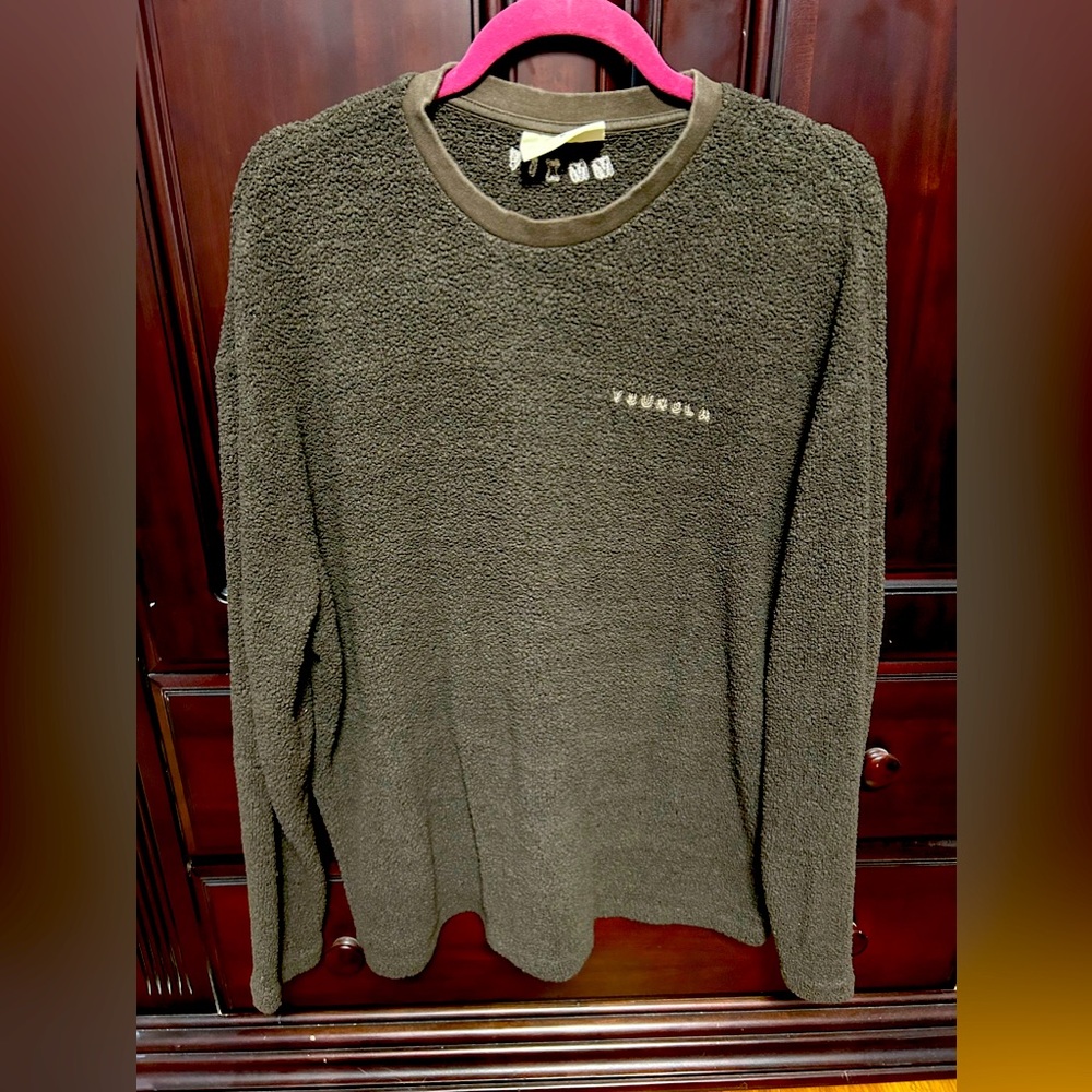 Young LA cozy long sleeve T. Size medium. Brown